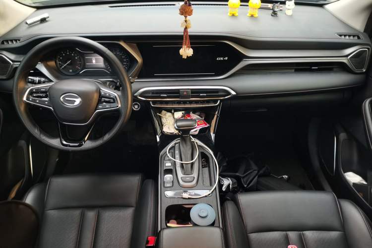 Used GAC Trumpchi GS4 2020 270T Automatic Elite Tech Edition Center Console