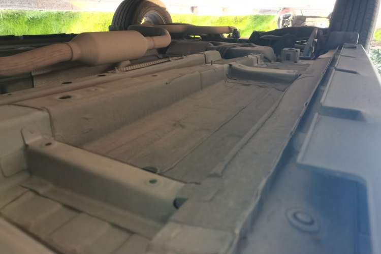 Used GAC Trumpchi GS4 2020 270T Automatic Elite Tech Edition Chassis Front Right