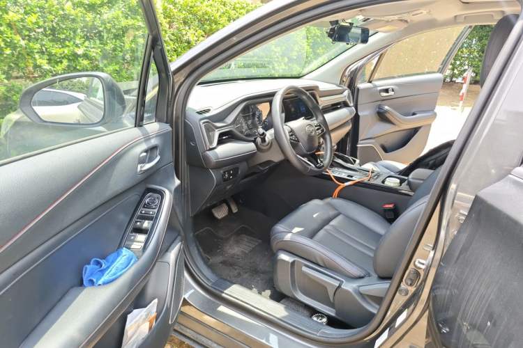 Used GAC Trumpchi GS4 2020 270T Automatic Elite Tech Edition Driver Seat