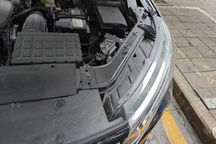 Used GAC Trumpchi GS4 2020 270T Automatic Smart Connectivity Edition Engine Bay Left