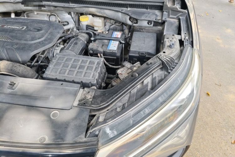 Used GAC Trumpchi GS4 2020 270T Automatic Elite Tech Edition Engine Bay Left