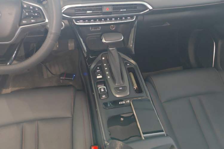 Used GAC Trumpchi GS4 2020 270T Automatic Smart Connectivity Edition Gear Lever