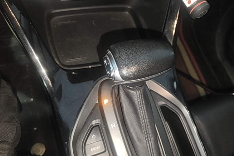 Used GAC Trumpchi GS4 2020 270T Automatic Elite Tech Edition Gear Lever