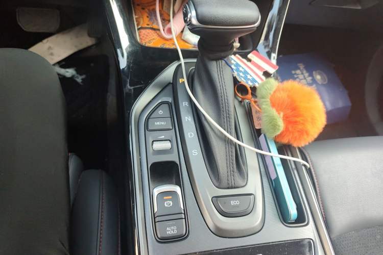 Used GAC Trumpchi GS4 2020 270T Automatic Luxury Edition Gear Lever