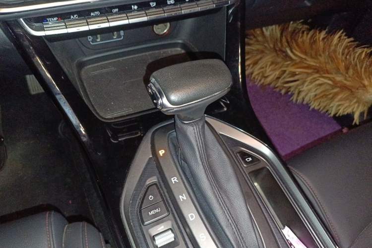 Used GAC Trumpchi GS4 2020 270T Automatic Smart Connectivity Edition Gear Lever