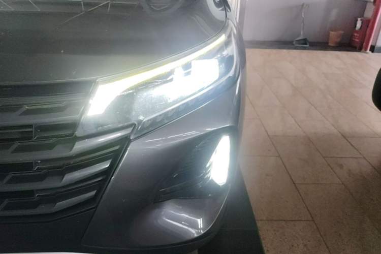 Used GAC Trumpchi GS4 2020 270T Automatic Elite Tech Edition Left Front Headlight