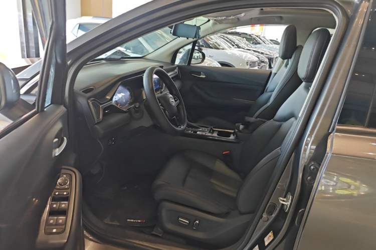 Used GAC Trumpchi GS4 2020 270T Automatic Smart Connectivity Edition Left Front Seat