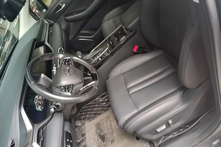 Used GAC Trumpchi GS4 2020 270T Automatic Smart Connectivity Edition Left Front Seat