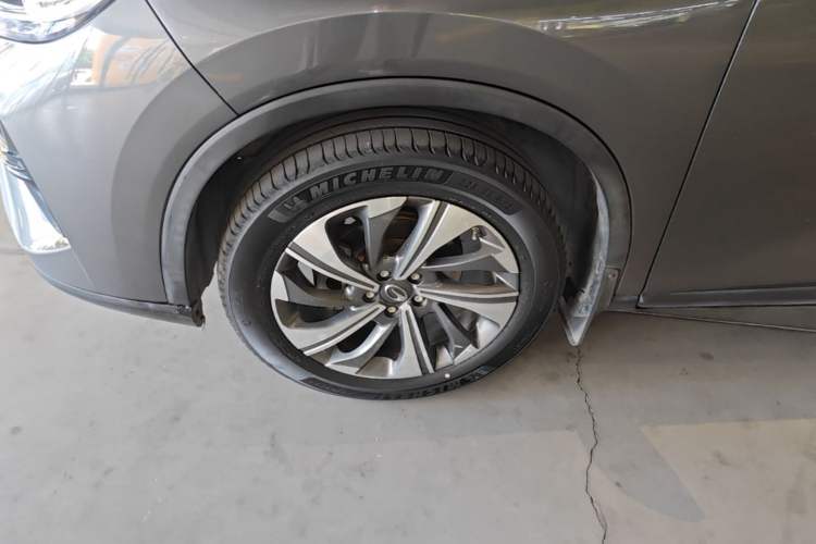 Used GAC Trumpchi GS4 2020 270T Automatic Smart Connectivity Edition Left Front Wheel Hub