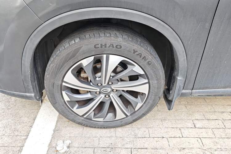 Used GAC Trumpchi GS4 2020 270T Automatic Smart Connectivity Edition Left Front Wheel Hub
