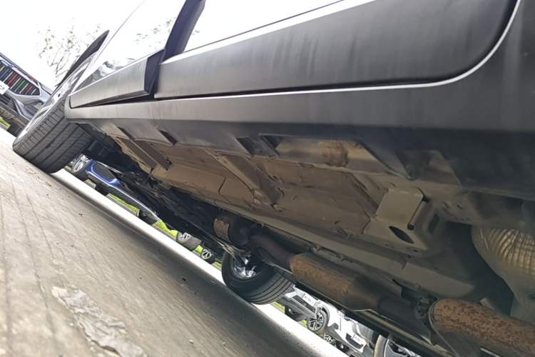 Used GAC Trumpchi GS4 2020 270T Automatic Smart Connectivity Edition Left Side Sill