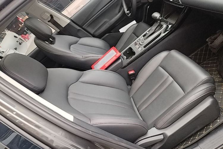 Used GAC Trumpchi GS4 2020 270T Automatic Elite Tech Edition Right Front Seat