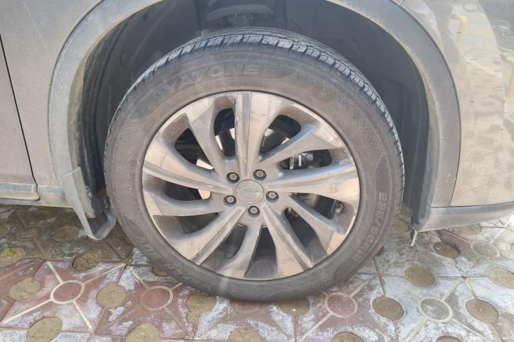 Used GAC Trumpchi GS4 2020 270T Automatic Smart Connectivity Edition Right Front Wheel Hub