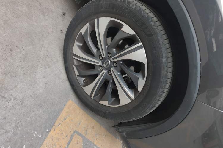 Used GAC Trumpchi GS4 2020 270T Automatic Luxury Edition Right Front Wheel Hub