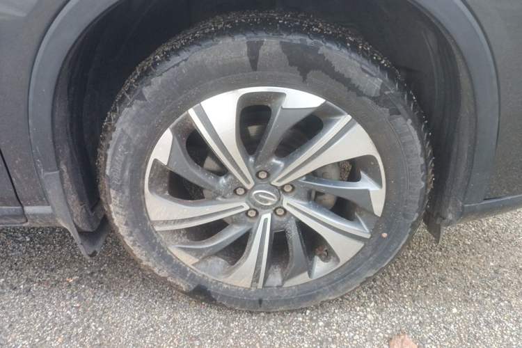 Used GAC Trumpchi GS4 2020 270T Automatic Smart Connectivity Edition Right Front Wheel Hub