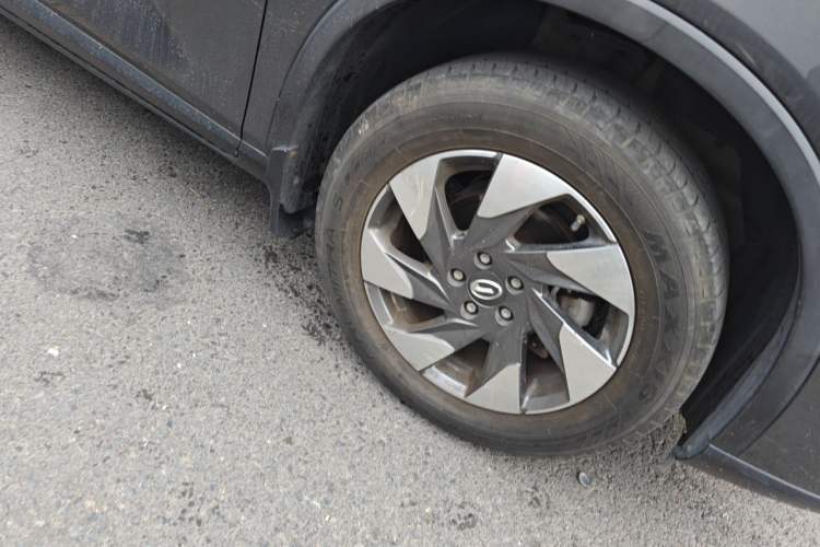 Used GAC Trumpchi GS4 2020 270T Manual Elite Edition Right Front Wheel Hub