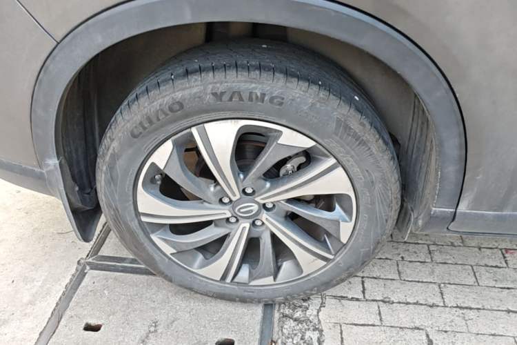 Used GAC Trumpchi GS4 2020 270T Automatic Smart Connectivity Edition Right Rear Wheel Hub