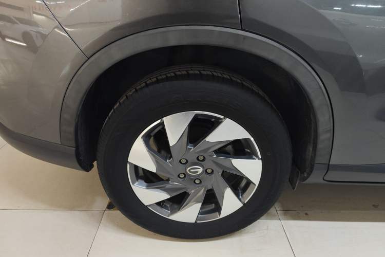 Used GAC Trumpchi GS4 2020 270T Manual Elite Edition Right Rear Wheel Hub