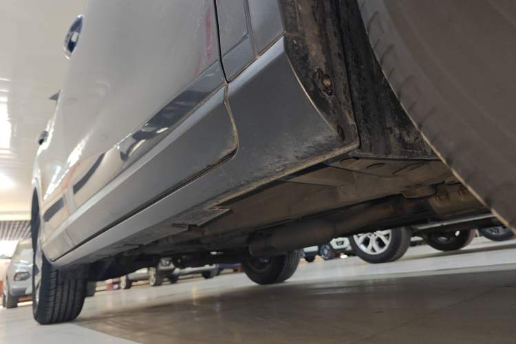 Used GAC Trumpchi GS4 2020 270T Manual Elite Edition Right Side Sill