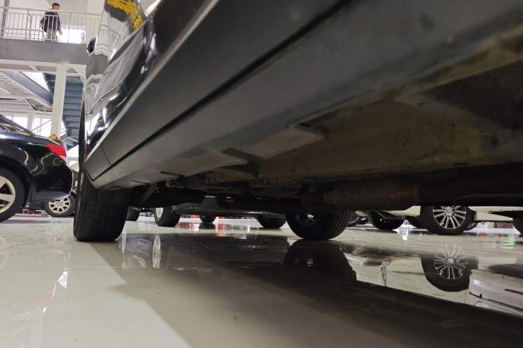 Used GAC Trumpchi GS4 2020 270T Automatic Elite Tech Edition Right Side Sill