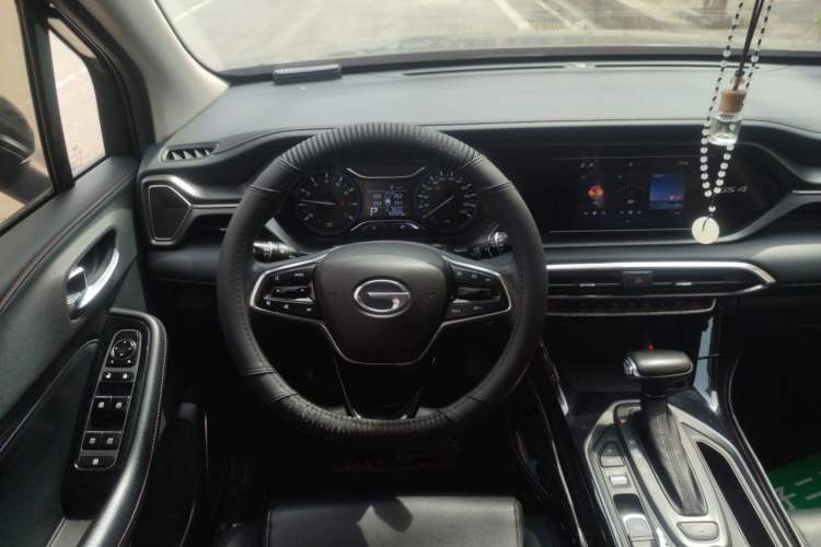 Used GAC Trumpchi GS4 2020 270T Automatic Elite Tech Edition Steering Wheel