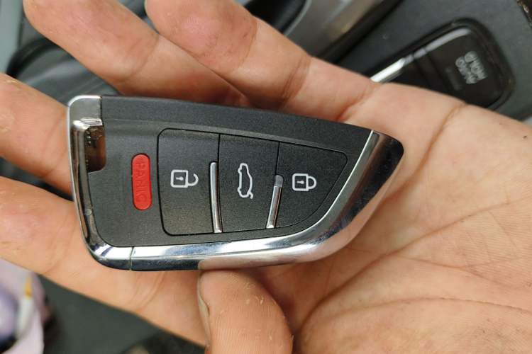 Used GAC Trumpchi GS4 2020 270T Automatic Elite Tech Edition Vehicle Key