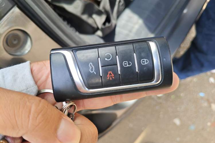 Used GAC Trumpchi GS4 2020 270T Automatic Elite Tech Edition Vehicle Key