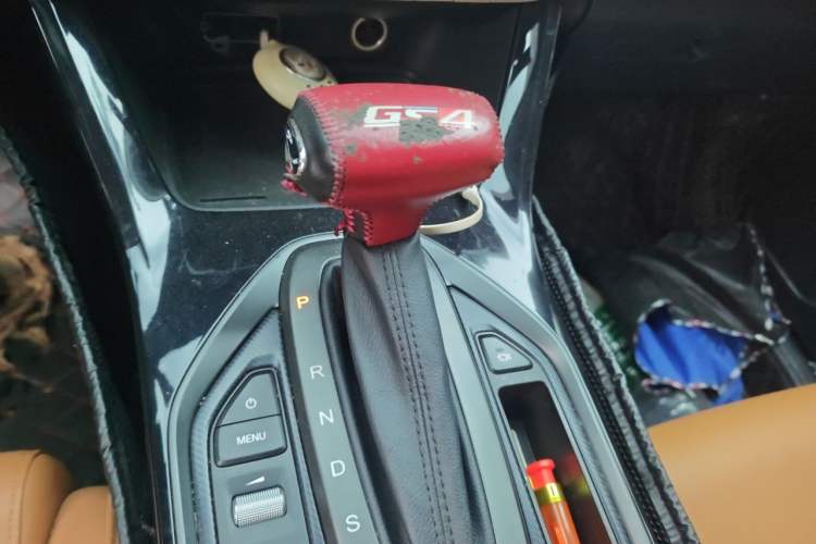 Used GAC Trumpchi GS4 2020 270T Automatic Luxury Edition Gear Lever