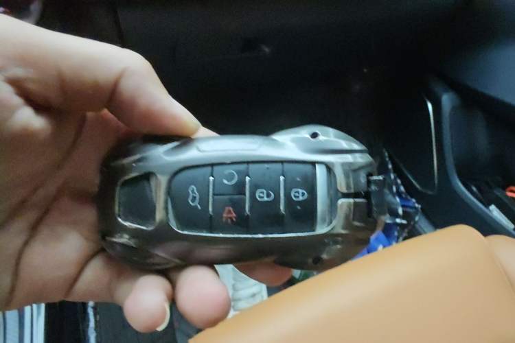 Used GAC Trumpchi GS4 2020 270T Automatic Luxury Edition Vehicle Key