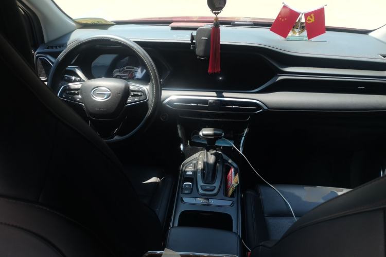 Used GAC Trumpchi GS4 2020 270T Automatic Luxury Smart Connectivity Version Center Console