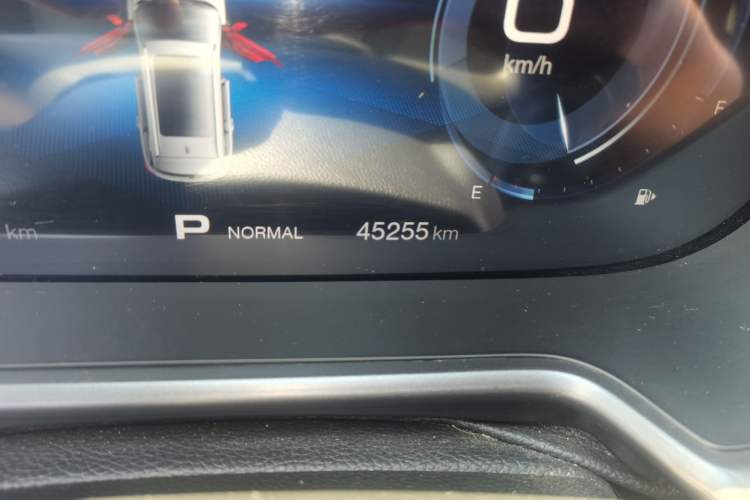 Used GAC Trumpchi GS4 2020 270T Automatic Luxury Smart Connectivity Version Odometer Close Up