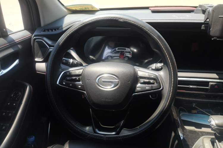 Used GAC Trumpchi GS4 2020 270T Automatic Luxury Smart Connectivity Version Steering Wheel