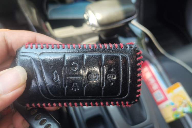 Used GAC Trumpchi GS4 2020 270T Automatic Luxury Smart Connectivity Version Vehicle Key