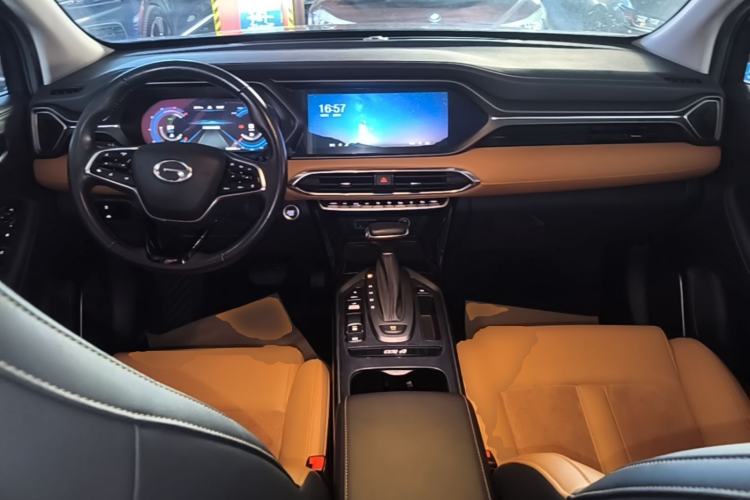 Used GAC Trumpchi GS4 2020 270T Automatic Luxury Edition Center Console