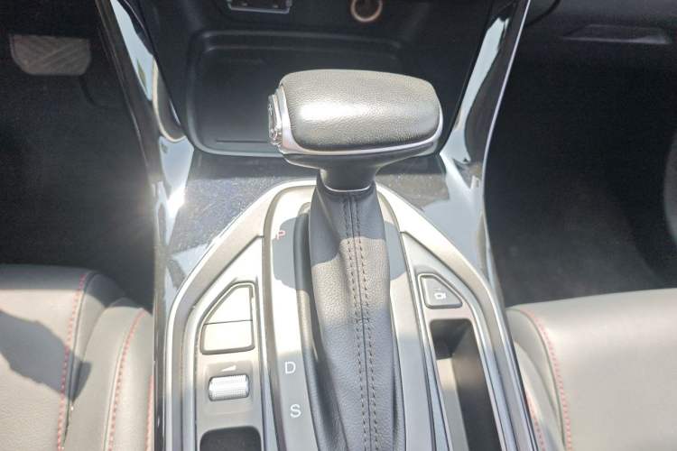Used GAC Trumpchi GS4 2020 270T Automatic Smart Connectivity Edition Gear Lever