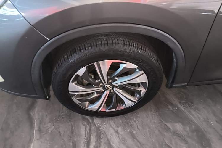 Used GAC Trumpchi GS4 2020 270T Automatic Luxury Edition Left Front Wheel Hub