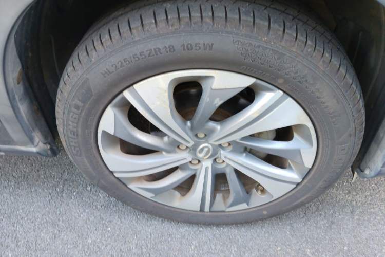 Used GAC Trumpchi GS4 2020 270T Automatic Smart Connectivity Edition Right Front Wheel Hub