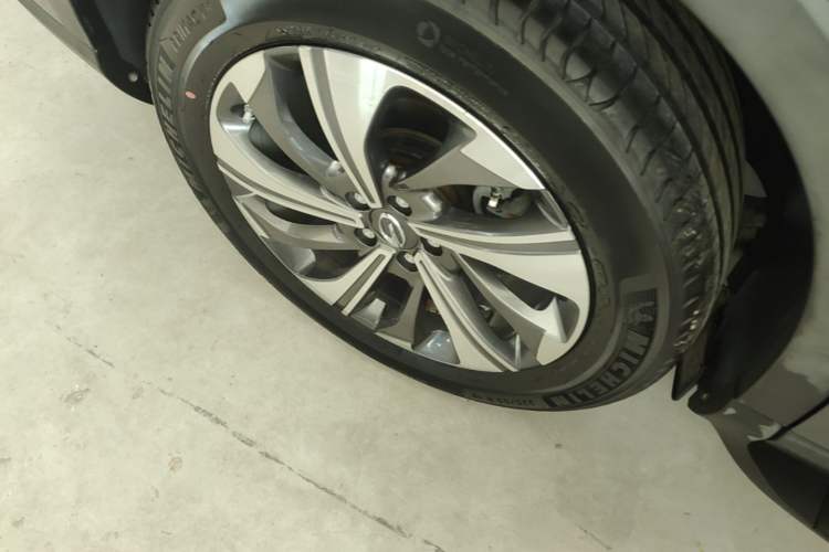 Used GAC Trumpchi GS4 2020 270T Automatic Luxury Edition Right Rear Wheel Hub