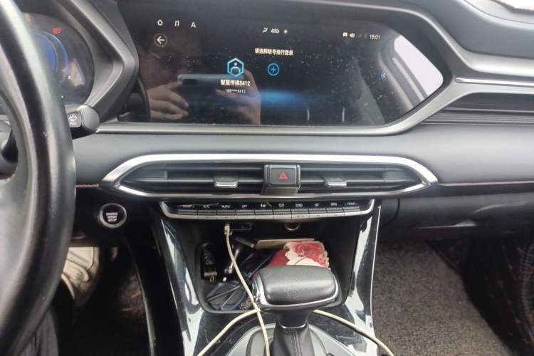 Used GAC Trumpchi GS4 2020 270T Automatic Smart Connectivity Edition Audio And AC Panel