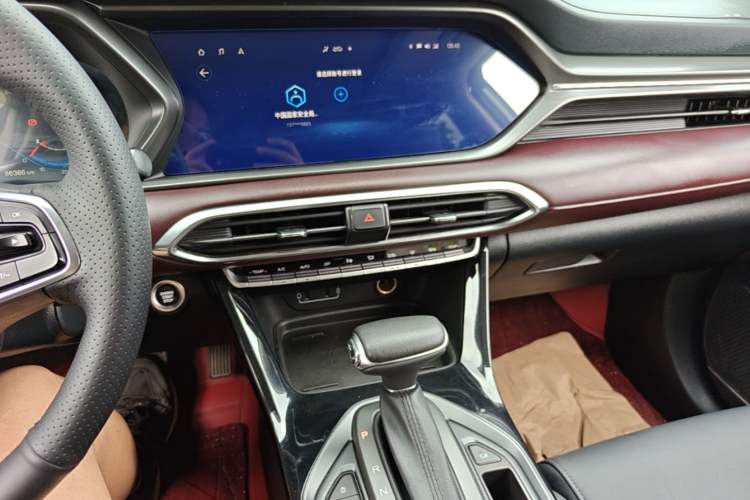 Used GAC Trumpchi GS4 2020 270T Automatic Smart Connectivity Edition Audio And AC Panel