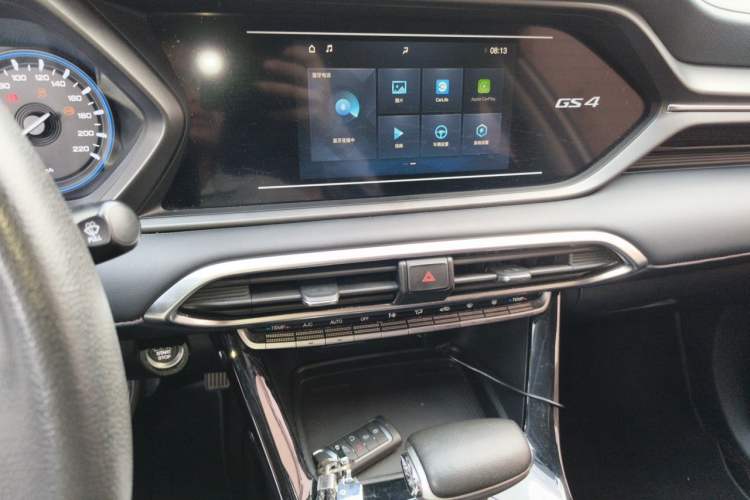 Used GAC Trumpchi GS4 2020 270T Automatic Elite Tech Edition Audio And AC Panel