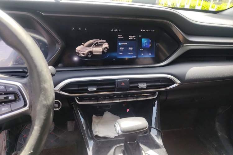 Used GAC Trumpchi GS4 2020 270T Automatic Luxury Smart Connectivity Version Audio And AC Panel