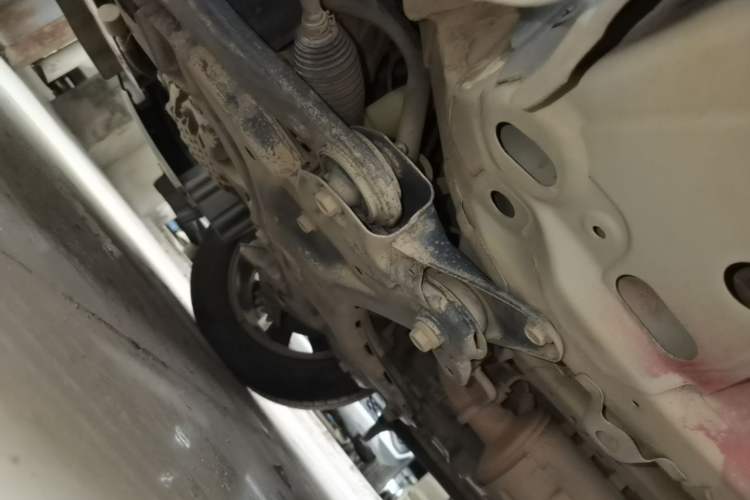 Used GAC Trumpchi GS4 2020 270T Automatic Elite Tech Edition Chassis Front Left