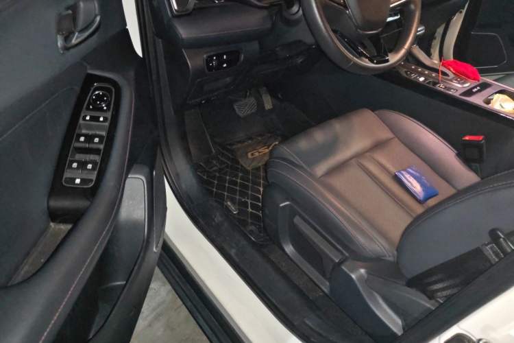 Used GAC Trumpchi GS4 2020 270T Automatic Elite Tech Edition Driver Seat