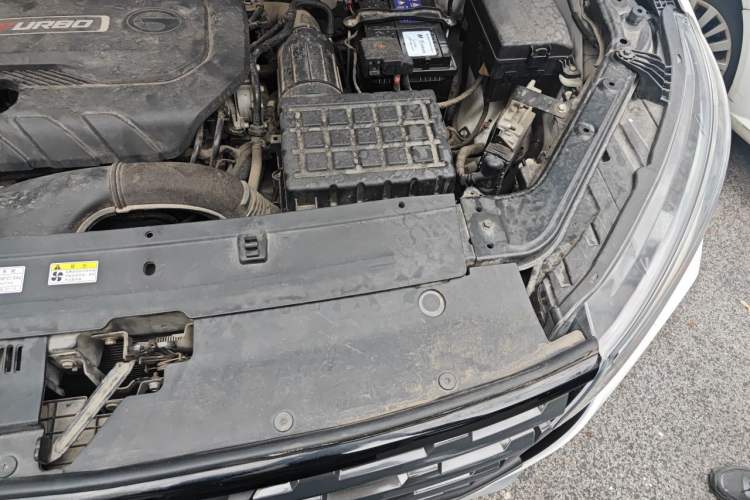 Used GAC Trumpchi GS4 2020 270T Automatic Elite Tech Edition Engine Bay Left