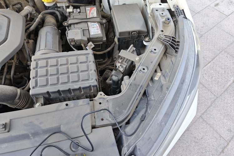 Used GAC Trumpchi GS4 2020 270T Manual Luxury Edition Engine Bay Left