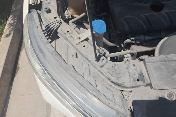 Used GAC Trumpchi GS4 2020 270T Automatic Luxury Smart Connectivity Version Engine Bay Right