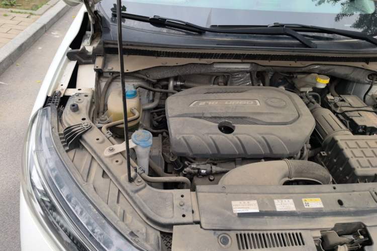 Used GAC Trumpchi GS4 2020 270T Automatic Elite Tech Edition Engine Bay Right