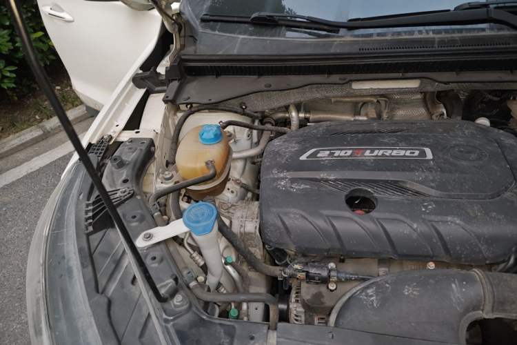Used GAC Trumpchi GS4 2020 270T Automatic Elite Tech Edition Engine Bay Right