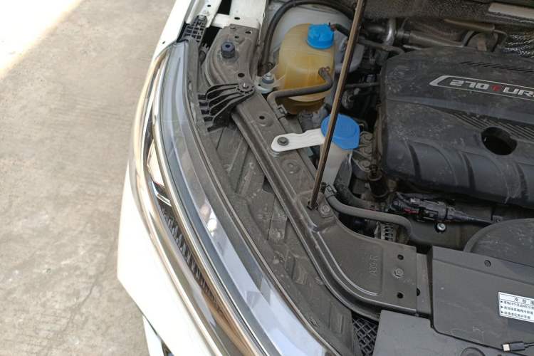 Used GAC Trumpchi GS4 2020 270T Automatic Smart Connectivity Edition Engine Bay Right